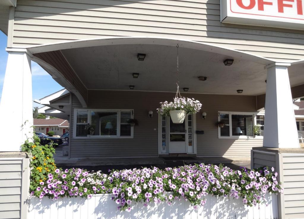 Gorham Motor Inn Exterior foto