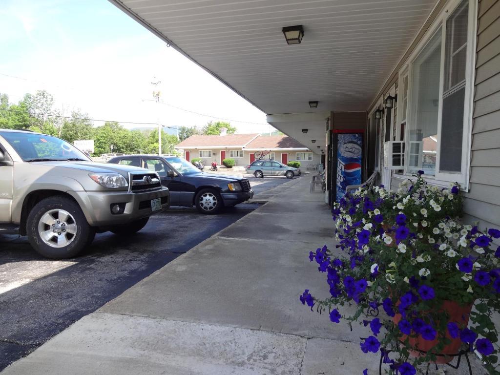 Gorham Motor Inn Exterior foto